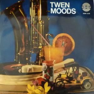 Monterey Moodmixers, The / Johnny And The Shamrocks - Twen Moods